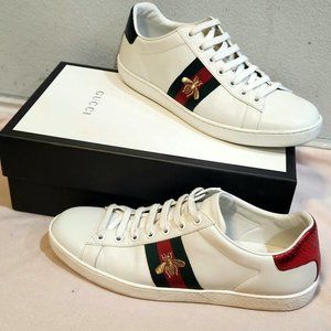 Gucci Women's Ace Sneaker with Bee (size 40)
